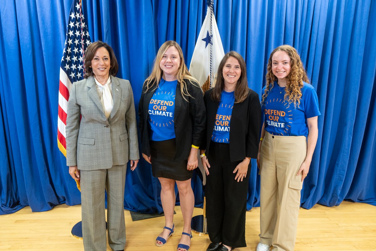Me and my @actonclimateUS friends got to chat with @VP on her Defend Our Freedoms Tour and talk to her about how critical it is that her administration keep up the climate fight with strong #SolutionsForPollution and #DefendOurClimate against MAGA attacks to #IRA, @EPA, etc!