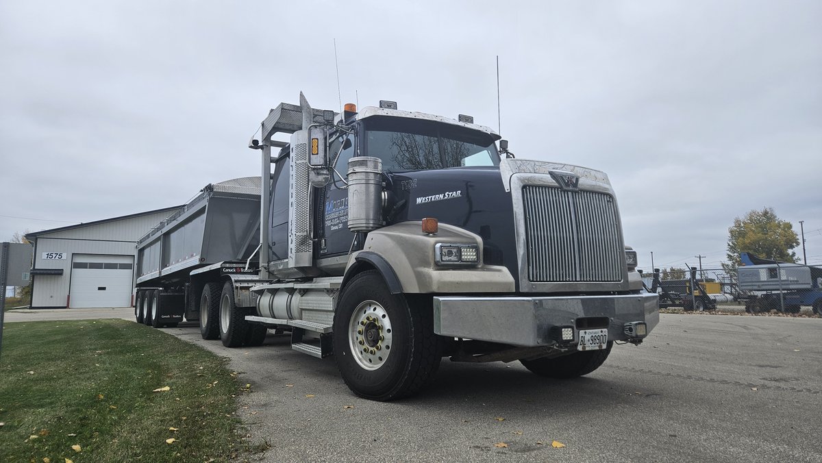 RichardWiebe204's tweet image. We would like to thank Morin Construction of Hearst Ontario of the purchase of this 2024 Canuck Trailers triple axle all steel end dump. #quereltrailers #canucktrailers #haulmore #everyhaul #enddump #graveltrailer