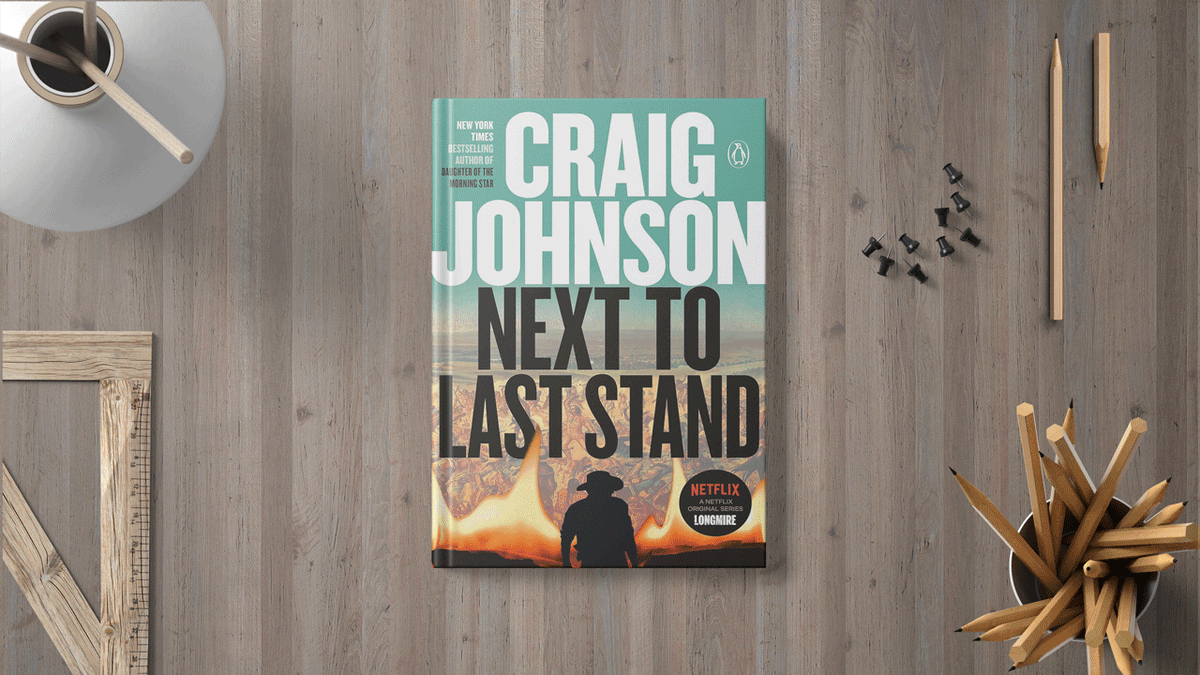 In 1946, Custer’s Last Fight, one of the most famous paintings in  American history, was lost in a fire at the 7th Cavalry Headquarters in  Fort Bliss, Texas.

#BookReview  #CraigJohnson

thecrimsonbooks.com/book-reviews/n…