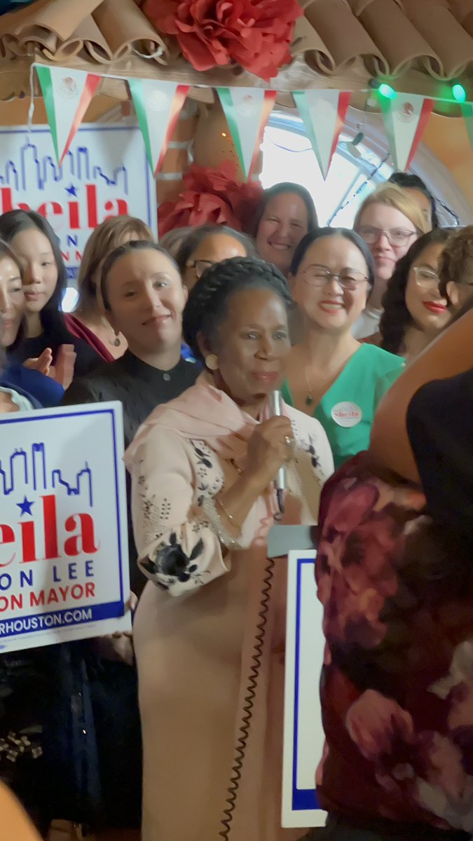 drlingluo's tweet photo. Mayor Bass endorses Representative Sheila

（Houston, October 1st, 2023)
On October 1st at 3 pm, Los Angeles Mayor Karen Bass flew to Houston to show support for congressional representative Sheila Jackson Lee's mayoral campaign. Mayor Karen Bass herself was a former congresswoman (2011-2013). Representative Jackson Lee accompanied Mayor Bass toured f the Houston homeless center to learn about the city's housing initiatives and share her own policies for addressing similar issues in Los Angeles.

Afterward, they attended a news conference at La Havienda restaurant in the Ward area of Houston, called "Sheleads." Representative Sheila introduced Mayor Bass to the hundreds of women supporters from various ethnic backgrounds in attendance, expressing excitement and gratitude. She highlighted Mayor Bass as the current African American female mayor of one of America's largest cities and also a former colleague in Congress who made significant contributions to change and improve Los Angeles.

Mayor Bass expressed great admiration for Representative Sheila, calling her the hardest-working congresswoman. She commended her for shuttling between Houston and DC every week and tirelessly serving the community upon her return to Houston, as if she had a helicopter to take off and land at any time. Mayor Bass mentioned that Representative Sheila never arrived late and consistently appeared in Congress every Monday. 

Mayor Bass believed that a congresswoman with such diligence would undoubtedly make Houston even better. As Chair of the Homeless Task Forcé on United States Conference of Mayors (USCM), she extended an invitation to Representative Sheila Jackson Lee, welcoming her to join the organization after her election as Houston's first African American female mayor. 

Nearly twenty women supporters from the Asian American community actively participated in the news conference, receiving high praise from Representative Sheila Jackson Lee. During the group photo, she cheered excitedly, "This photo needs to go viral!" Prior to the news conference, Representative Sheila instructed that the attendees be diverse and ensure a good representation of Asian American women. This demonstrates her inclusive leadership on diversity and inclusion on the Asian community.

I would like to thank all who attended the news conference. Special thanks to Sally Sha, the fundraising coordinator for AAPIs for Sheila, for successfully organizing several private fundraising events. Thanks to Kelly, the owner of the Sunshine Golf Club, for her generous donation. Thanks to Julia, one of the phone canvassing team leaders, and Josephine, one of the volunteer development team leaders, for their consistent participation in weekly phone canvassing. 

Thanks to Allen, a high school student who participated in phone canvassing, and Adiaia, who was involved in distributing backpacks, voter registration, and phone canvassing. Your strong support highlights the determination and courage of the Chinese American community to participate in politics and is an important guarantee for Representative Sheila's victory.

I would also like to express my gratitude to all the sisters who responded to the call and attended the news conference. Your presence showcased the elegance of Asian American women and served as a beautiful scenery at the news conference. You have set a positive example for more Asian American women to actively participate in politics!

The mayoral and other public office elections in Houston will begin in less than a month. Early voting will take place from October 23rd to November 3rd. Houston voters, please actively participate and use your voting rights to select the most qualified, diverse, inclusive, and equitable future mayor of Houston. And congresswoman Sheila Jackson Lee IS the mayor we need the most!

Donation link: https://t.co/ykKXsMk6Fo