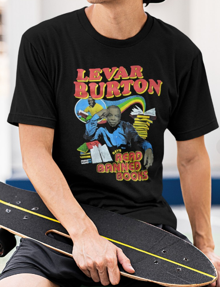 emiliadesigned's tweet photo. I did it for you : @cocoburbank
You will find the shirt here ❤️ : https://t.co/UnteFa33ox
#shirt #shirtdesigne #tshirtprinting #tshirtdesign #tshirtshop #tshirtpattern #chipchip https://t.co/k37al1bUbk