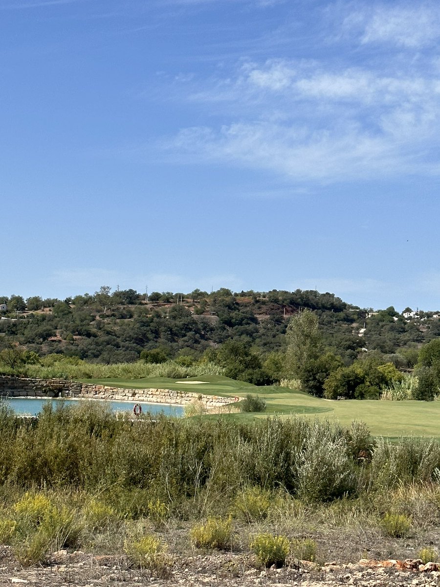 DEK11T's tweet photo. Ombria golf course, 18 the best. Looking forward to play again. #ombriagolf  #golfalgarve  #golfportugal https://t.co/Owik5rS7Zl