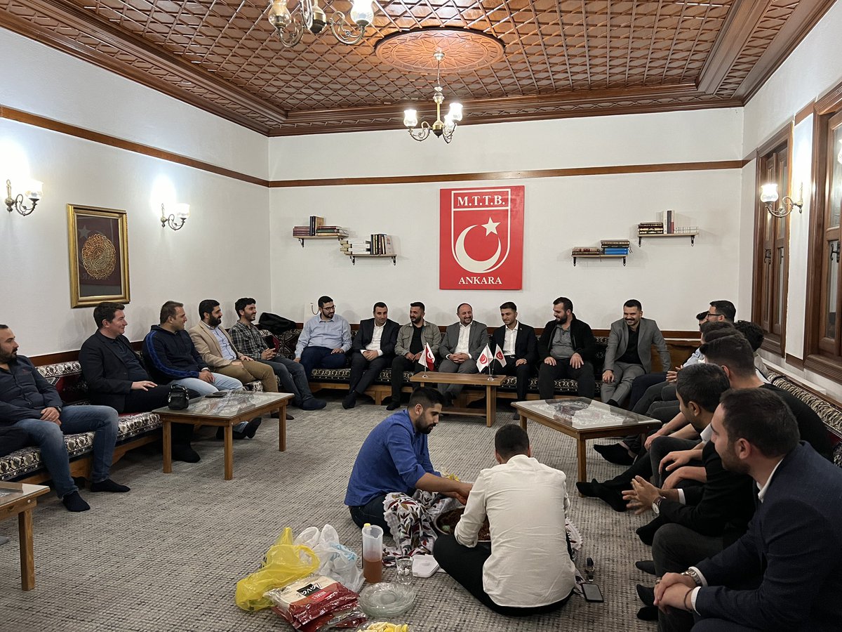 Milli Türk Talebe Birliği Genel Başkanımız, AK Parti İstanbul Milletvekilimiz Dr. <a href="/iekarayel/">Dr. İsmail Emrah KARAYEL</a> ile kendi günü, kendi saatinde MTTB Ankara İl Başkanlığı’nda #Birlik’teydik.

Sayın Başkanımıza samimi sohbeti için teşekkür ederiz.