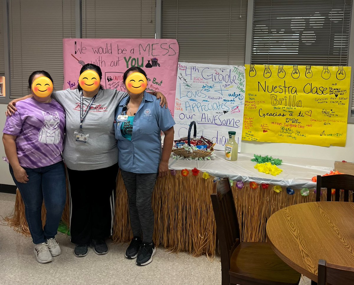 msfloresy's tweet photo. Showed our custodians a little appreciation for all of their hard work 🪄
#tfe #sbisd https://t.co/btS5Mg6EDf