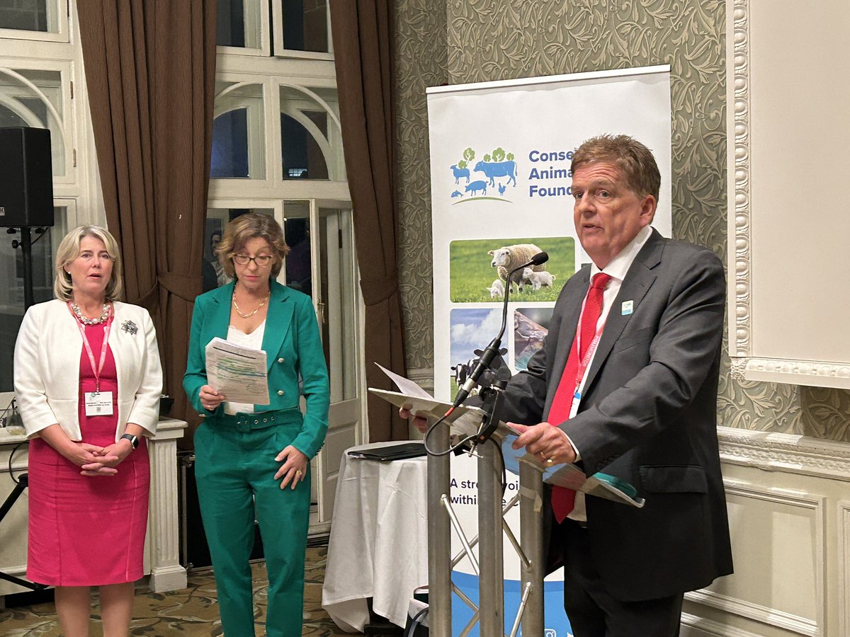Humane World for Animals UK tweet media