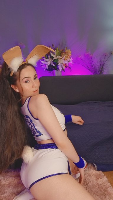 Lola bunny is live right now on @chaturbate  #chaturbatehalloween https://t.co/uHfmwEEJEL<a class="tags" href="/tag/chaturbate">@chaturbate</a><a href="/tag/chaturbatehalloween"class="tags">#chaturbatehalloween</a>