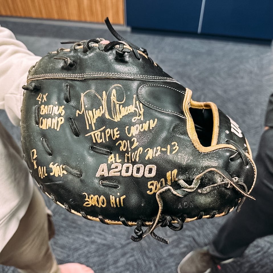 Spencer Torkelson’s first base glove, autographed and inscribed by Miguel Cabrera. Triple Crown 2012, AL MVP 2012-13, 4x batting champ, 12x All-Star, 3000 hit, 500 HR.