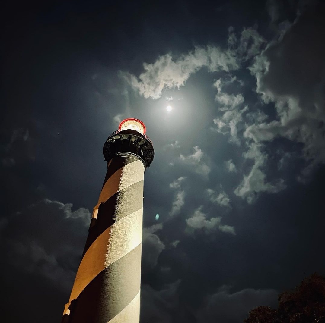 firstlighthouse tweet media