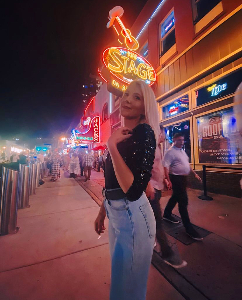 Double tap if you wish you were here 🤠