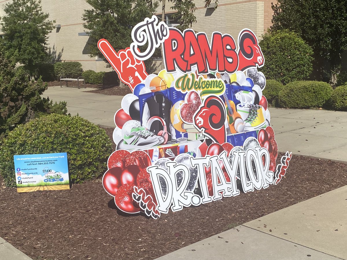RolesvilleRams's tweet photo. Rolesville had the pleasure of welcoming our new @Wcpss Superintendent, Dr. Taylor! We were excited to show him our RAMarkable campus and students!! @Phelan_Perry https://t.co/Jsy0D9RChc