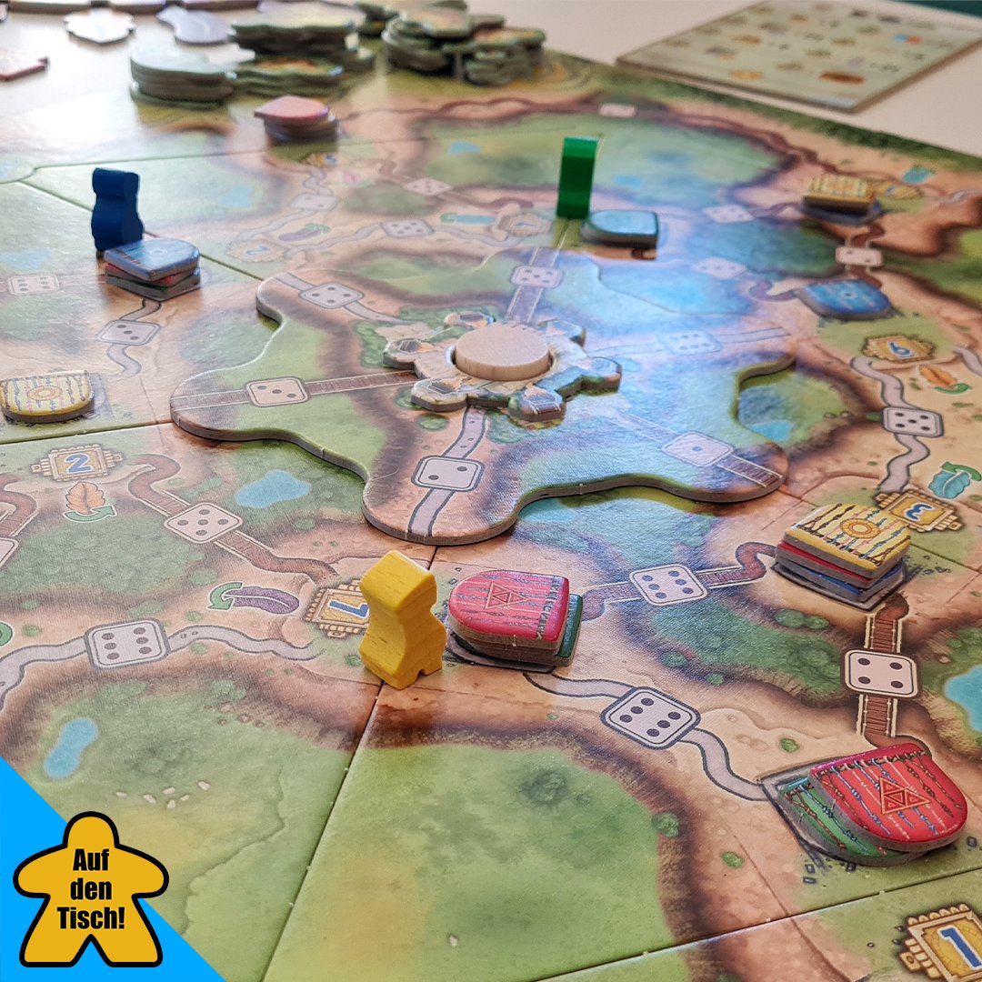 aufdentisch1's tweet photo. Wie die Spieler/innen dieser Tage nach Essen pilgern die Priester in dieser Szene zur Spitze des Tempels in #Cuzco, dem 6. Spiel der #CityCollection von #StefanFeld. [1/5]

#aufdentisch #brettspiele #brettspiel #neuheit #SPIEL23 @real_QueenGames https://t.co/5QwOQfVrwP