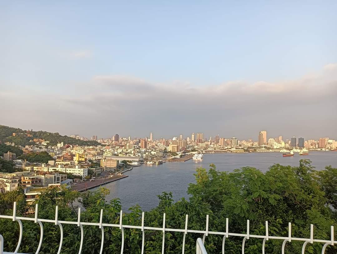 Jr_Formosa's tweet image. Jaman SD Cuman bisa Nonton lewat TV Serial Drama Meteor Garden..
Alhamdulillah wes pernah Menginjakkan kaki di Negeri Formosa Taiwan 🇹🇼 seng Jarene Syahdu..