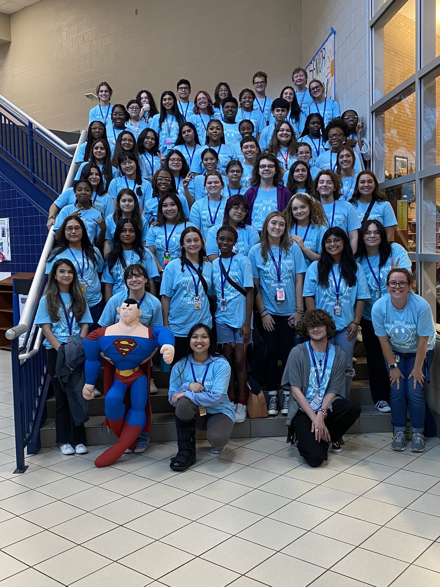 When you have the best people, you have the best time. Great day at District PAL Training! 💙 <a href="/Maclle/">Martin L. Drayton</a> <a href="/cycreekhs/">Cy Creek High School</a>