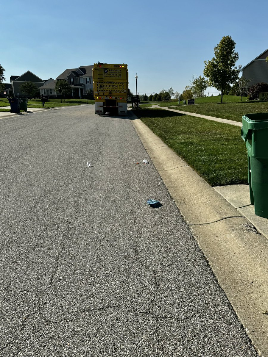 trungchenh's tweet photo. @PriorityWaste, I shouldn’t have to pick up my trash on the street every week. Last time the whole neighborhood was littered everywhere after pickup. @ZionsvilleIN needs to do better in their choice of trash services when the contract expires. @Stehr_for_Mayor https://t.co/xBZKQmTcmi