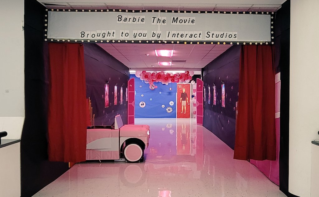 chsinteract5890's tweet photo. Lizzo: "And pink goes with everything!" πΆπ
#CHS #Falcons #ChannelviewHS #InteractClub @ChannelviewHS @emet_crz @tchill_ https://t.co/SGpVC965qz