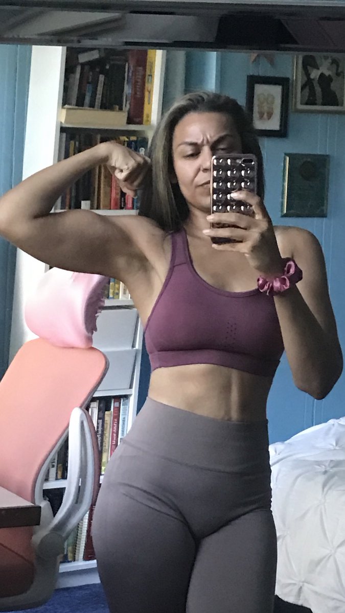 MangoJuiceBox's tweet photo. I’m not where I truly want to be, and that’s okay, but I kinda like it anyway, so https://t.co/XZjfqLTRWK