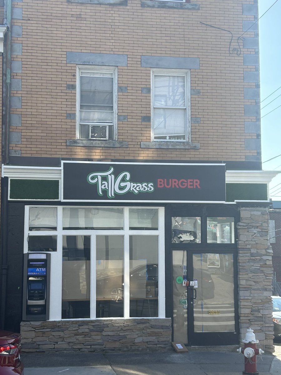 Campus Deli. Icon of Semple Street. Gone. Replaced by yet another chain restaurant.

The O, Mad Mex, Fuel and Fuddle, and now Campus Deli the Oakland restaurant scene is a shadow of its former self.
