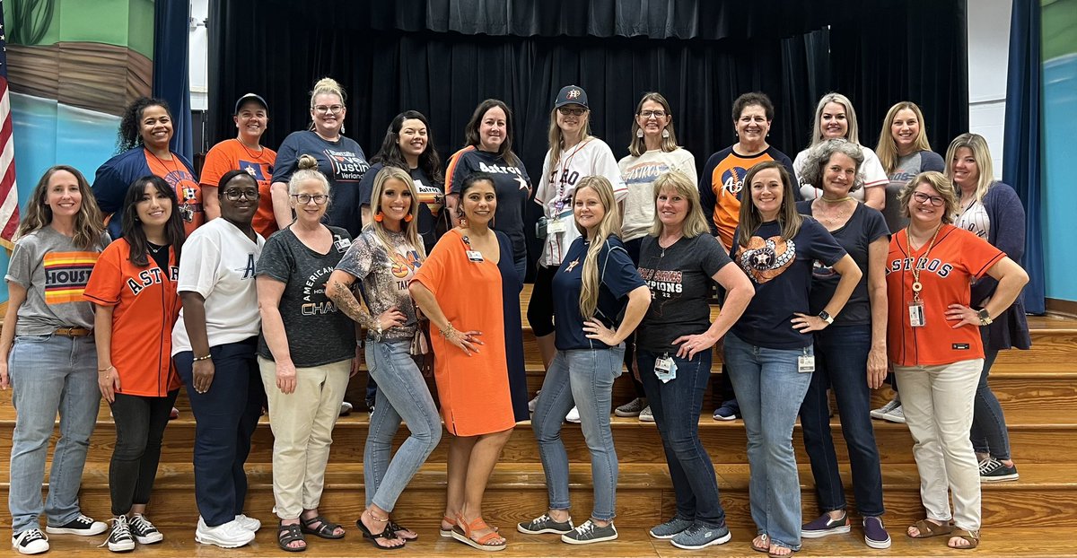 ABE showing support for our Astros! We can’t wait to watch our team in the playoffs! <a href="/ABETerrapins/">Armand Bayou Elem.</a> #ccisdmoments