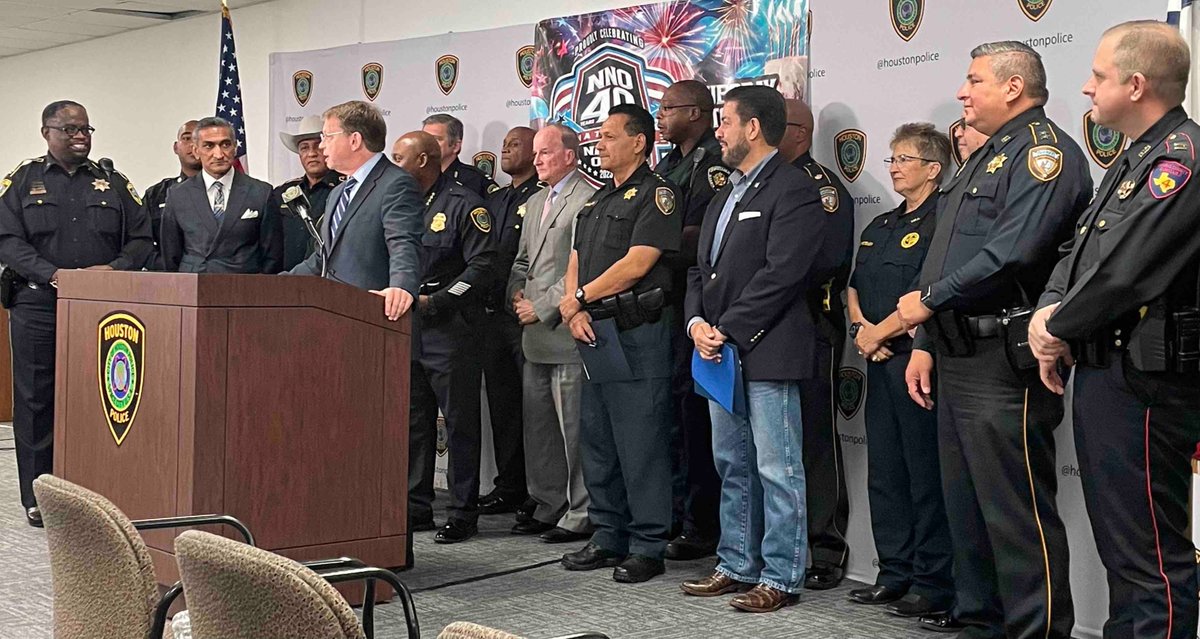HCFMO Fire Marshal Laurie L. Christensen joined law enforcement partners in a press conference to honor National Night Out, scheduled for tomorrow, Oct 3rd. 

NNO allows the community to interact with local law enforcement and address safety concerns. <a href="/HCSOTexas/">HCSOTexas</a> <a href="/houstonpolice/">Houston Police</a>