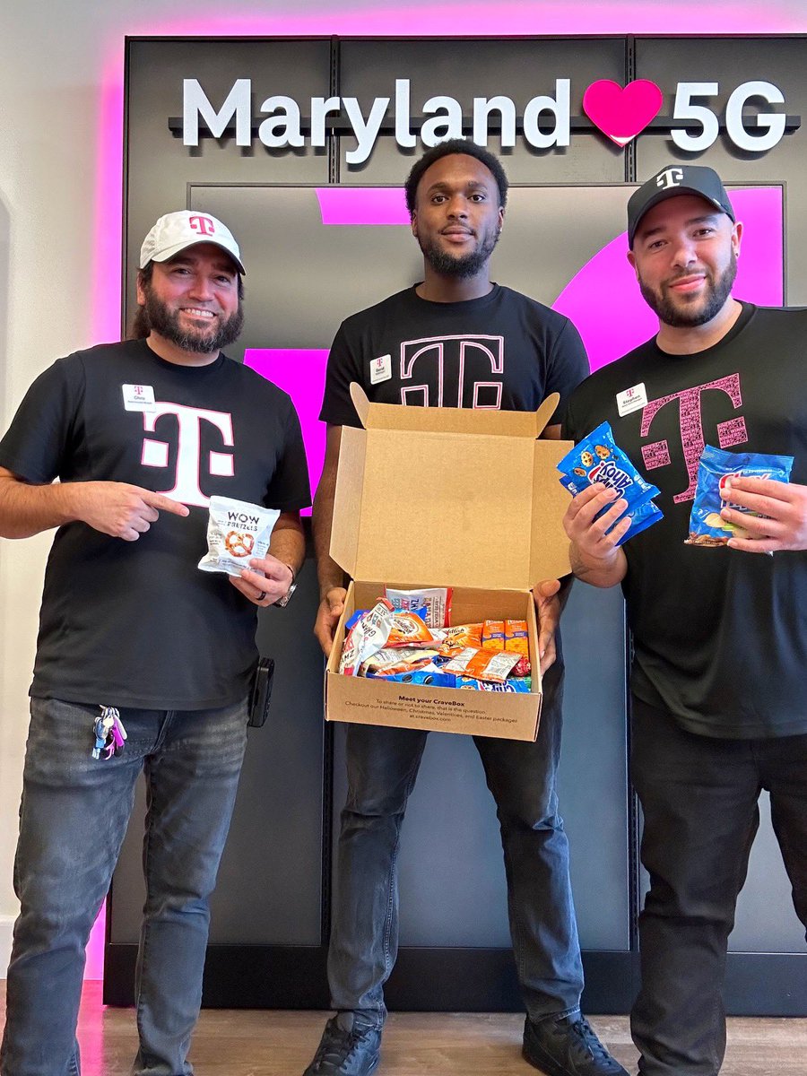 funchworld's tweet image. Thanks @tglover187 for the snack pack! Now it’s time to crush Q4! 💪🏽🎉

@Tarek_Hammad @SellPhones4 #thereapers #greaterdcthecrown