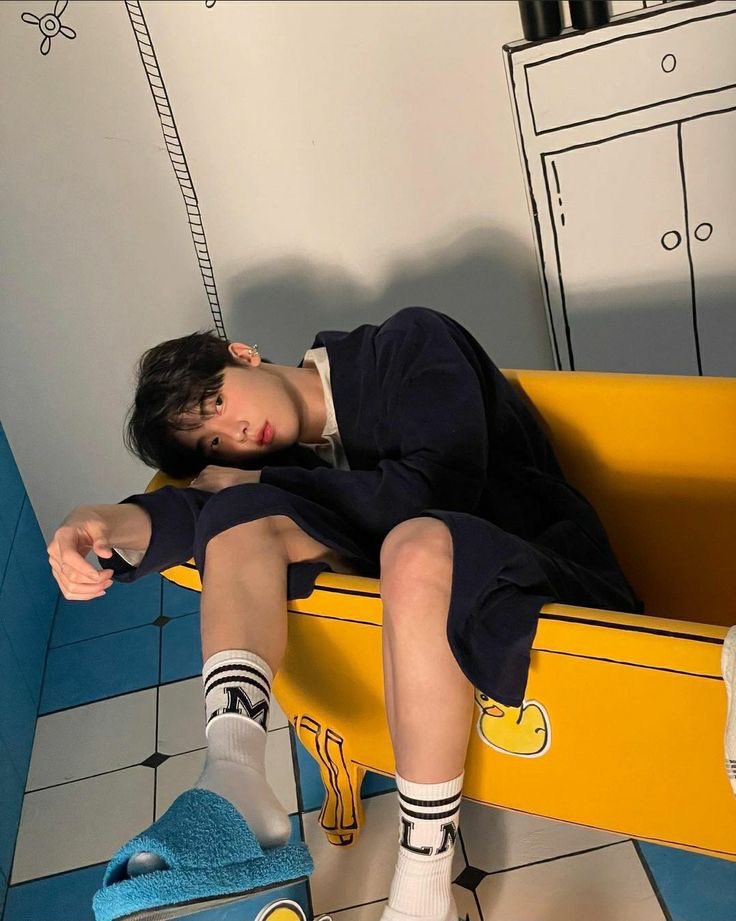 duck, duck and a bunny 🐥🐰🫧