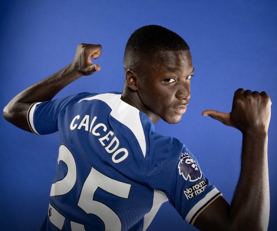 CFCPys's tweet photo. Moises Caicedo vs Fulham (A) : 

- 91% pass accuracy 
- 4/4 long balls 
- 6/9 ground duels won 
- 2 tackles 
- 2 times fouled 
- 1 interception 
- 1 block 
- 0 times dribbled past 

📸 - @ChelseaFC https://t.co/WqmWC8yWNX