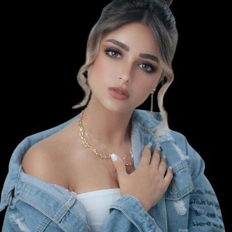 نعرف قدر أنفسناجيدا
بمنتهى التواضع
نحن قريبين لمن يقدرنا
بمنتهى الكبرياء
نحن بعيدين بعد السماء
عن الارض
عن كل ما لا يعرف قدر قلوبنا..!!
لا نحتاج ان نبهر أحد .