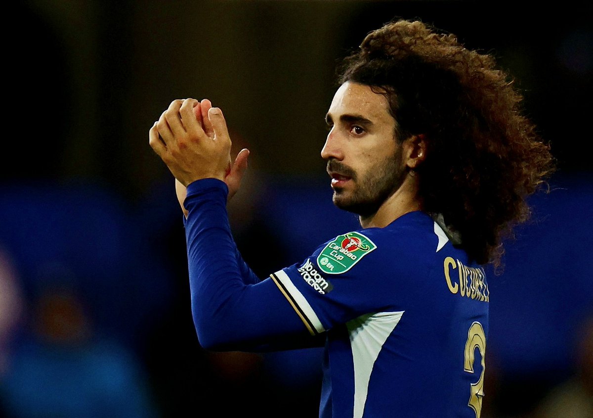 Blue_Footy's tweet photo. Rate Cucurella's performance at right-back. https://t.co/JqI4kKIqAU