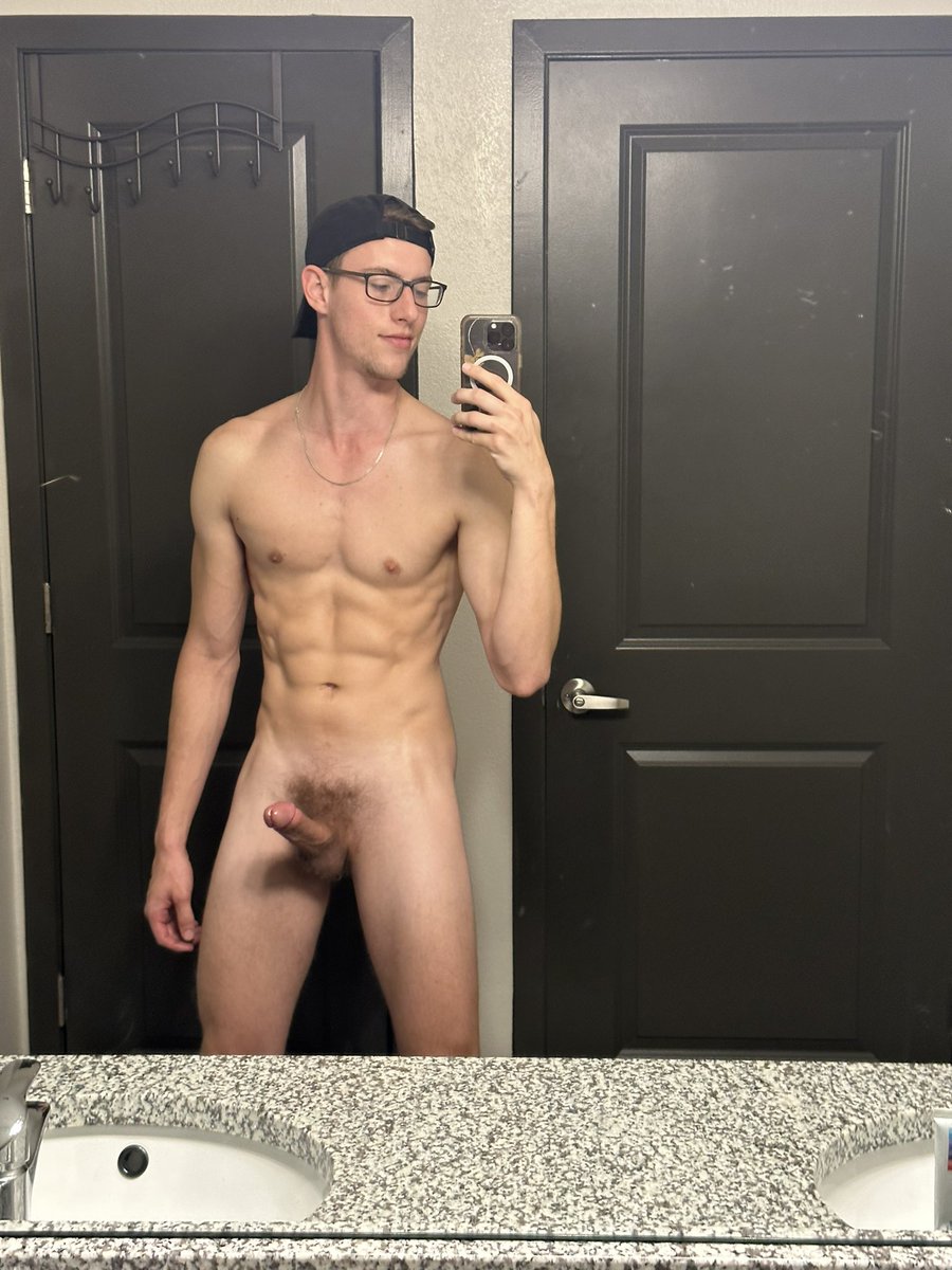 DylanKingswood's tweet photo. Repost if you’d be my slut 😜
Solo vid up later tonight on my OF
https://t.co/nmPYBhlDtd https://t.co/M0W2fiMHbN