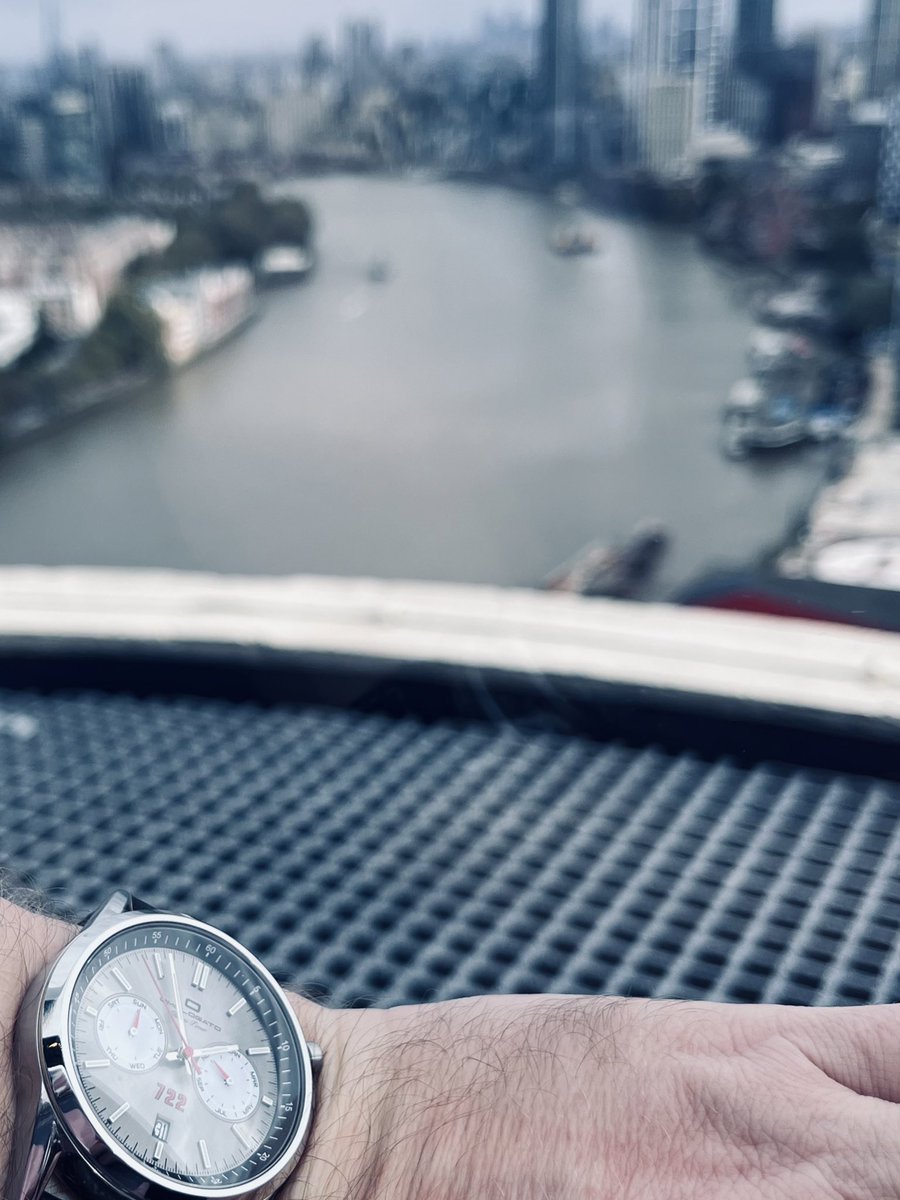 robat29's tweet photo. Evening everyone, just remember, the greatest motorsport inspired watch range on the market. With customer service 2nd to none. #Omologato #722 #254m #22b #StillTheHighestOmologatoInEurope https://t.co/fN1maoMEWe