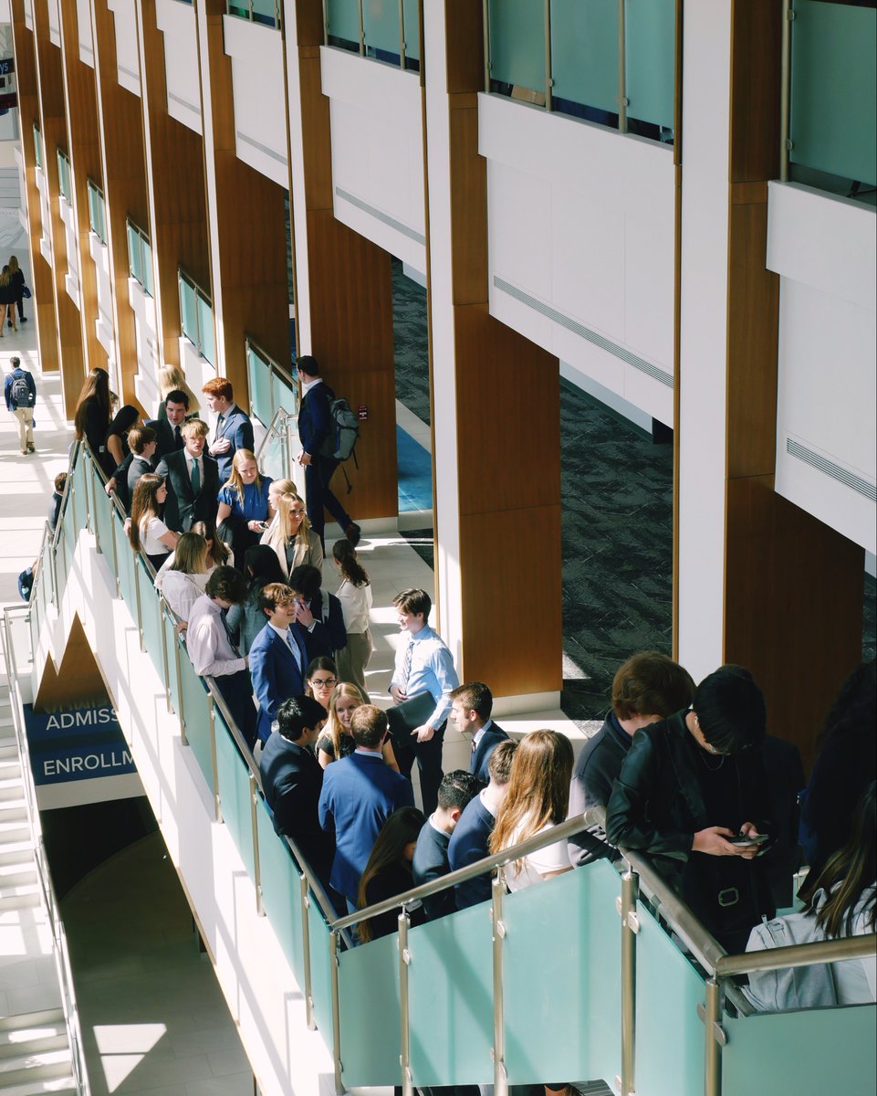 CreightonDSS's tweet photo. Thanks to all the students and recruiters who participated in our largest career fair yet! #bluejaylife https://t.co/m2EIxnrNof