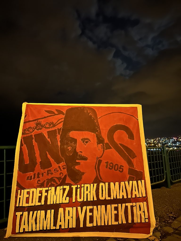 uAUNIBEU's tweet photo. 𝐇𝐄𝐃𝐄𝐅𝐈̇𝐌𝐈̇𝐙 𝐓𝐔̈𝐑𝐊 𝐎𝐋𝐌𝐀𝐘𝐀𝐍 𝐓𝐀𝐊𝐈𝐌𝐋𝐀𝐑𝐈 𝐘𝐄𝐍𝐌𝐄𝐊𝐓𝐈̇𝐑!

#BugünGünlerdenGALATASARAY
#ultrAslanUNI https://t.co/pj9T1uPulh