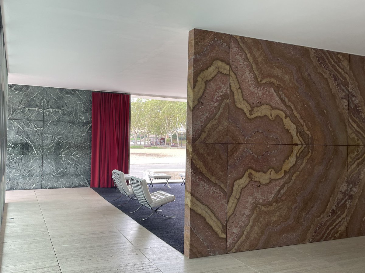 originalroyboy's tweet image. It doesn’t get much more Barcelona than this… #barcelonachairs #barcelonapavilion #barcelonaspain