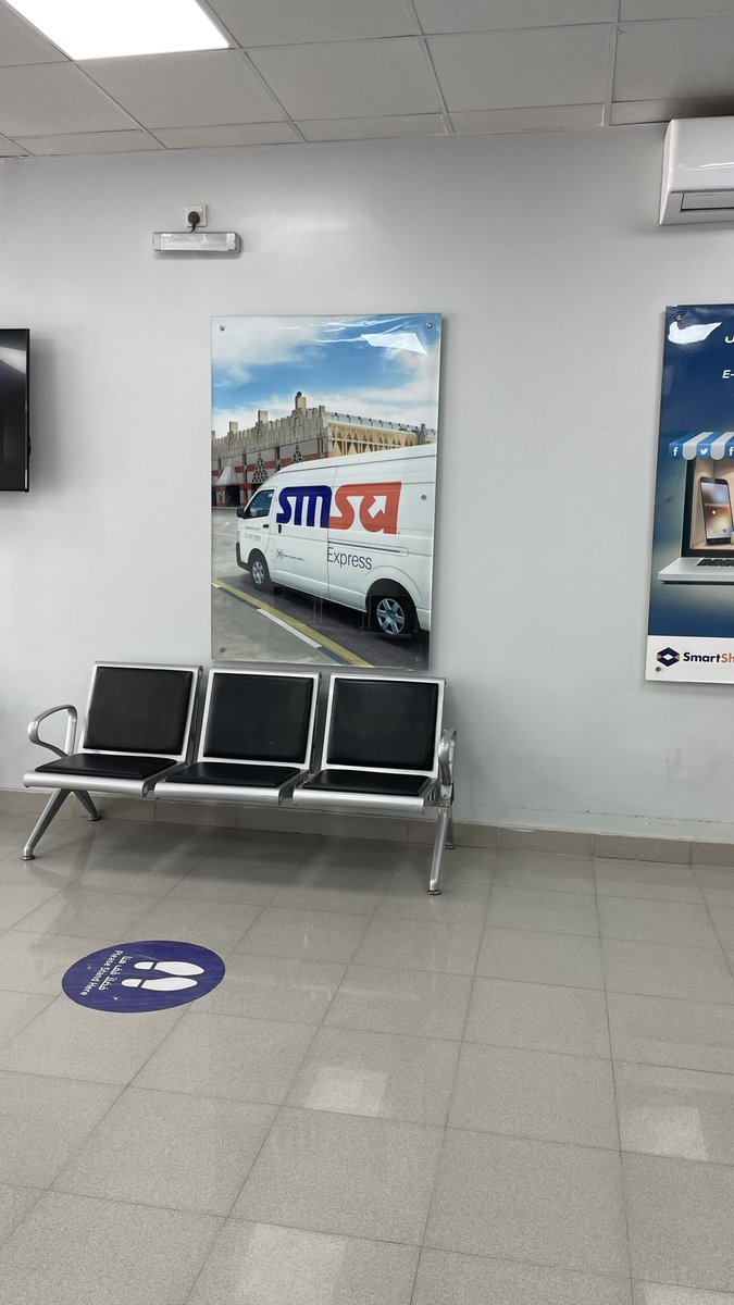 شحن مشتريات العملاء من  #معرض_الرياض_الدولي_للكتاب_2023 بشكل يومي وبدون تأخير 
#مشتريات_اليوم