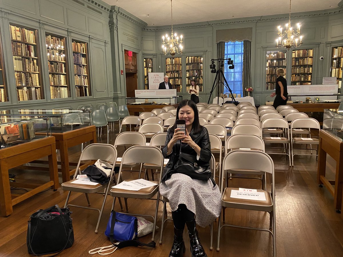 Don Mee Choi tweet media