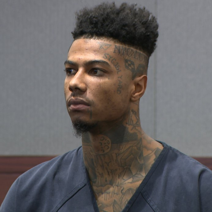 raptvcorm's tweet photo. Blueface has been sentenced to 10 years in prison for stealing all the red items out of Walmart  ‼😳 https://t.co/YgRUHEAk3V
