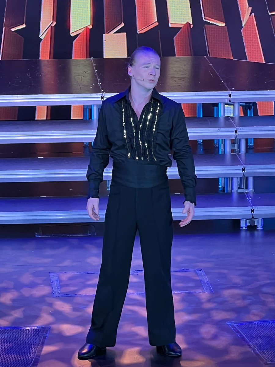 I unfortunately didn’t catch would kinda was the last OWL Grand Finals- instead (for those interested) I was off the coast of Italy performing - still it left me upset that I’d missed it- I formed an awesome community with OW - and OWL- y’all are genuine pals 💕