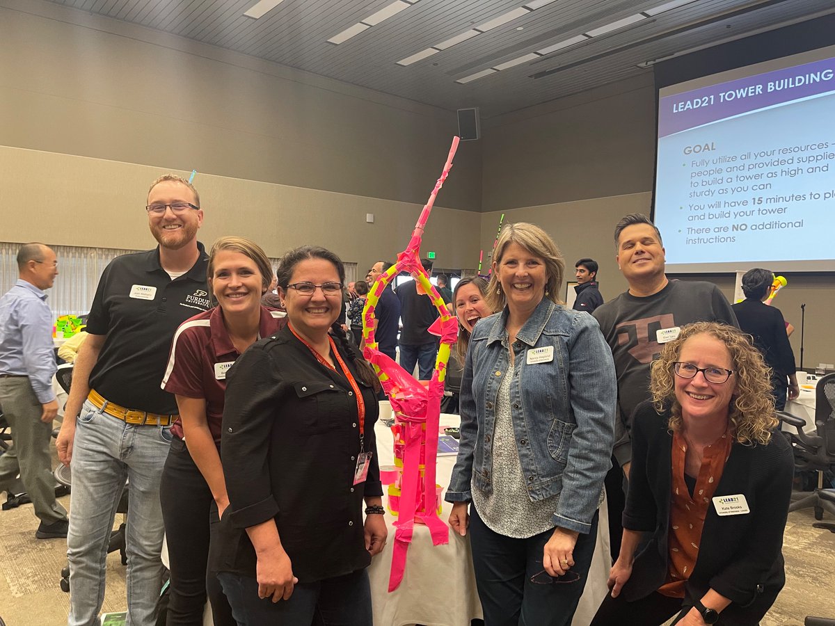 tako_laboratory's tweet photo. Great to reconnect with #lead21 colleagues! “Building teams by building towers”! https://t.co/RnEAAXWmw5