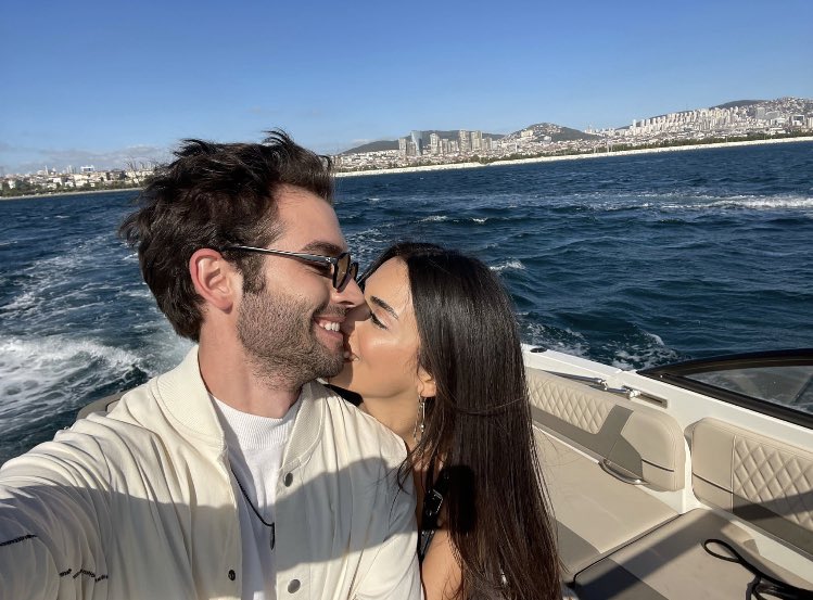 bu çifti sabaha kadar abartmak istiyorummmm  #feryam