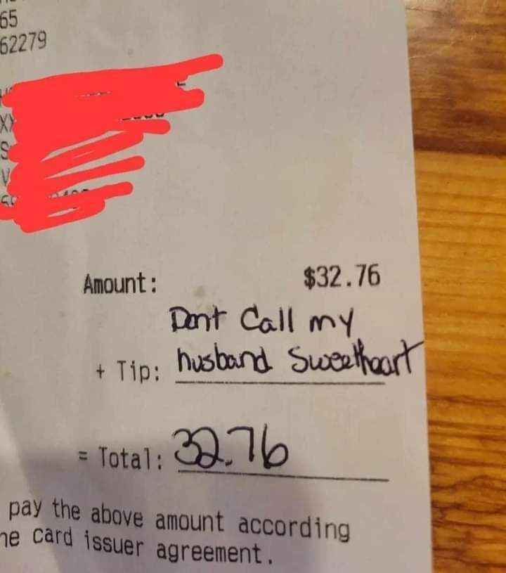 Johnnypatriot64's tweet photo. This woman is obviously NOT from the south . https://t.co/AXZG4SKfI7