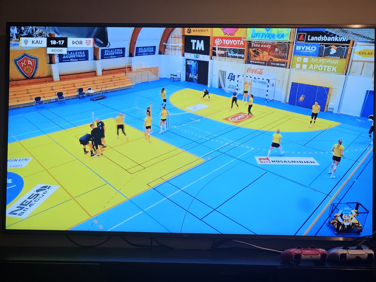 Geggjað þetta spiideo dót. Núna getur maður bara horft á blakæfingu í KA heimilinu líka. Litla veislan! 🙏