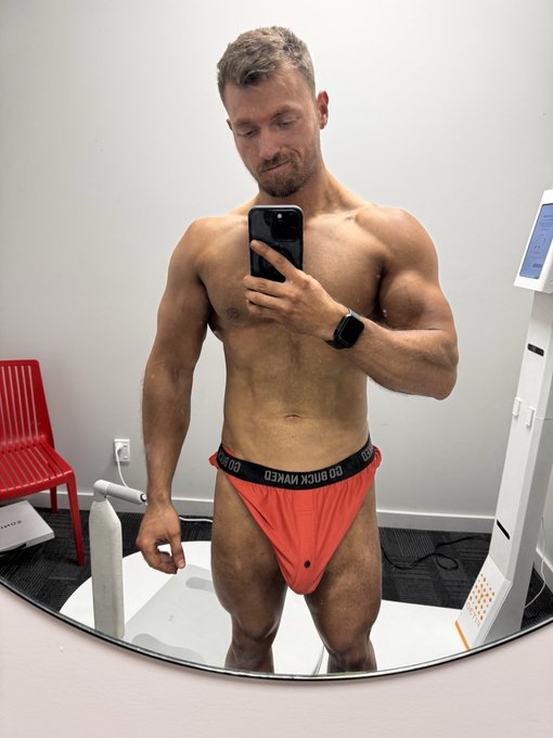 Scan time 🤪💪🏽 https://t.co/JHLtpxSH1u