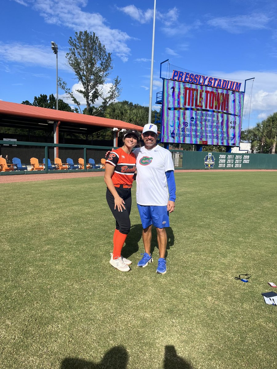 Thank you @_TimWalton @GatorsSB for an amazing camp! Thanks for having me!