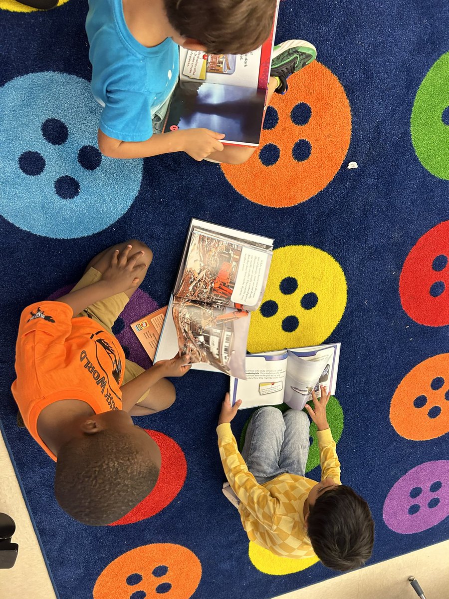 Tech.Books.Teach tweet media