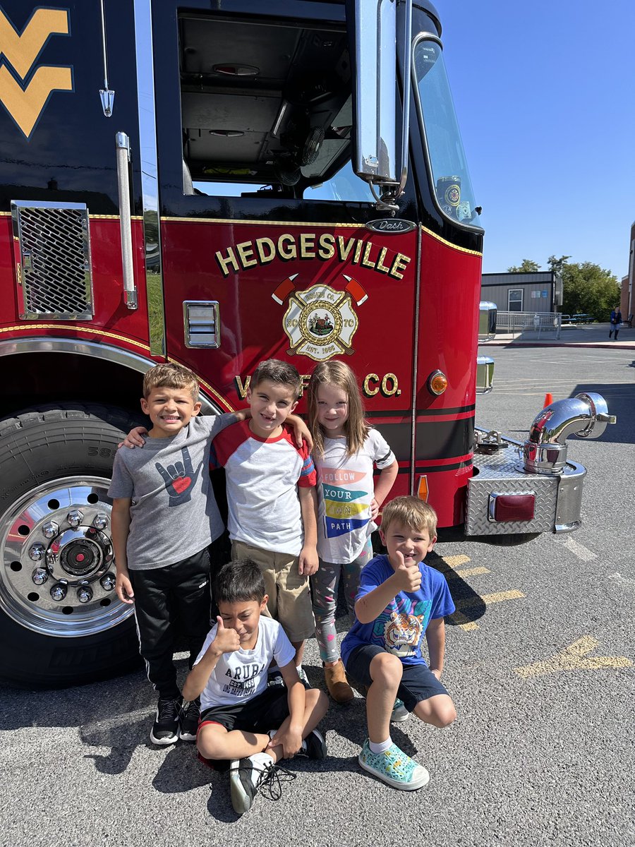 HES Eagles tweet media