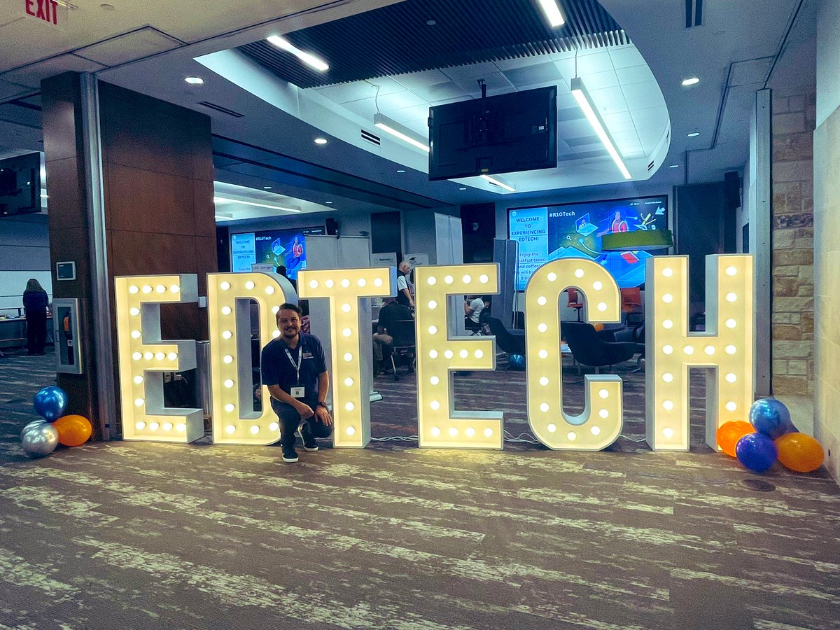 ArellanoTeach's tweet image. Lots of great learning today! AND… we got to see our amazing @jclarkedtech it’s always amazing when you get to learn with your peeps! @Region10ESC #EdTech @KJG_GetTechyWIt @EdTechKendrick @ChejuanaMar @mrsshive @TechLuli @DebbieDarwin @MsTobe_