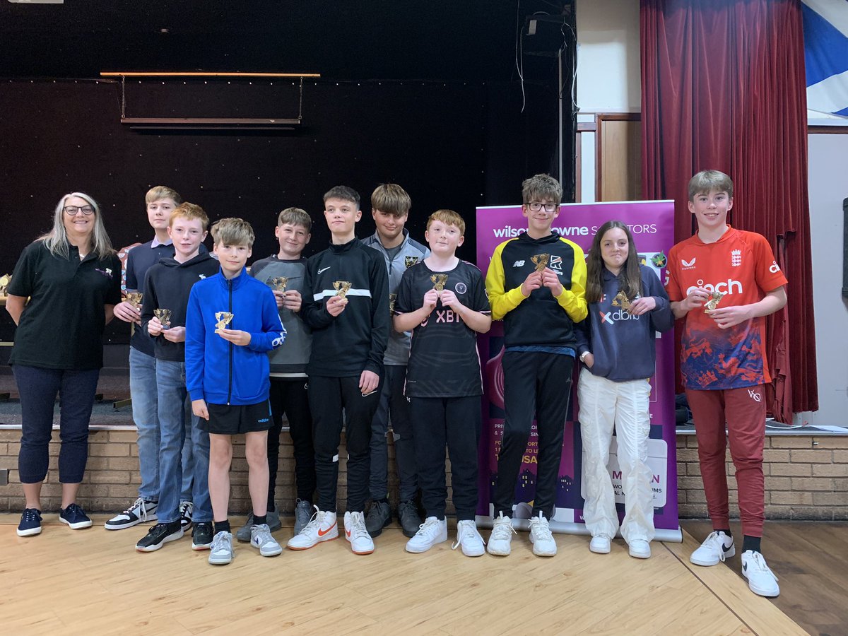 Congratulations to our Under 13 side on their league runners up trophies!!!