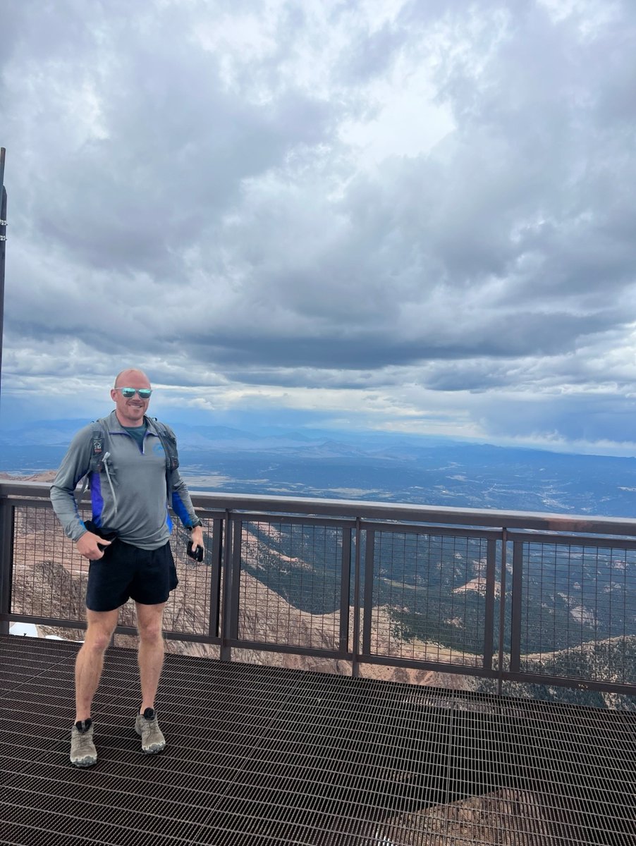 MurphyNasica's tweet photo. They say Colorado's a blue state, but it looked red to us--or at least purple!

I guess if you hike long enough up Pikes Peak, you start seeing red everywhere, Justin Vos and I took our time getting to the top. But I don't think that's all there is to it. https://t.co/ZfvgYe6XDg