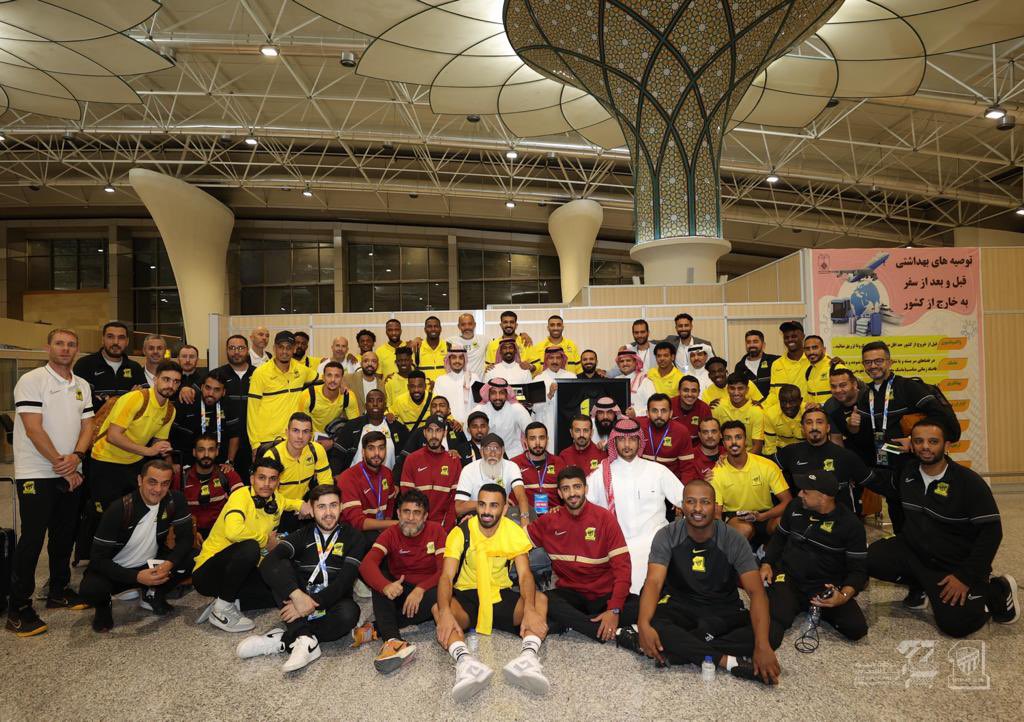 ittihad's tweet photo. صور | بعثة الفريق الكروي الأول متجهة إلى جدة 🛫 https://t.co/TyTSrW1mXk