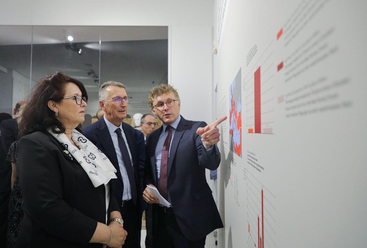 philipp_rummel's tweet photo. #Chimtou in Tunis! The exhibition of the largest gold treasure of late antiquity has finally been opened in the Musée National du Bardo in Tunis. Result of a great Tunisian-German cooperation. @dai_weltweit @BLM_Karlsruhe #bardo #Archaeology https://t.co/fQiWqvBS5N